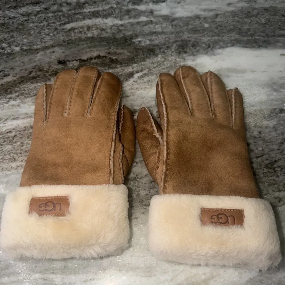 UGG TURN CUFF WOMEN GLOVES CHESTNUT SUEDE SIZE Large (AN4)